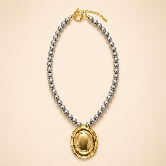Collar Medallón Dorado